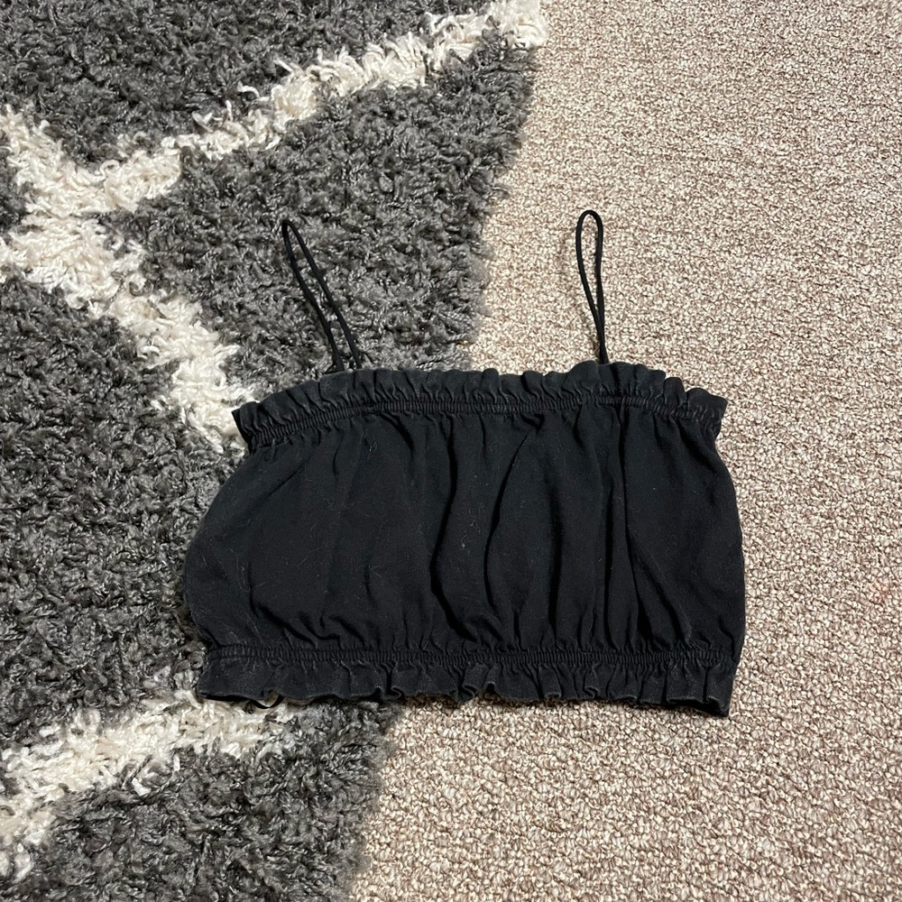Black Cropped Tank Top with spaghetti straps